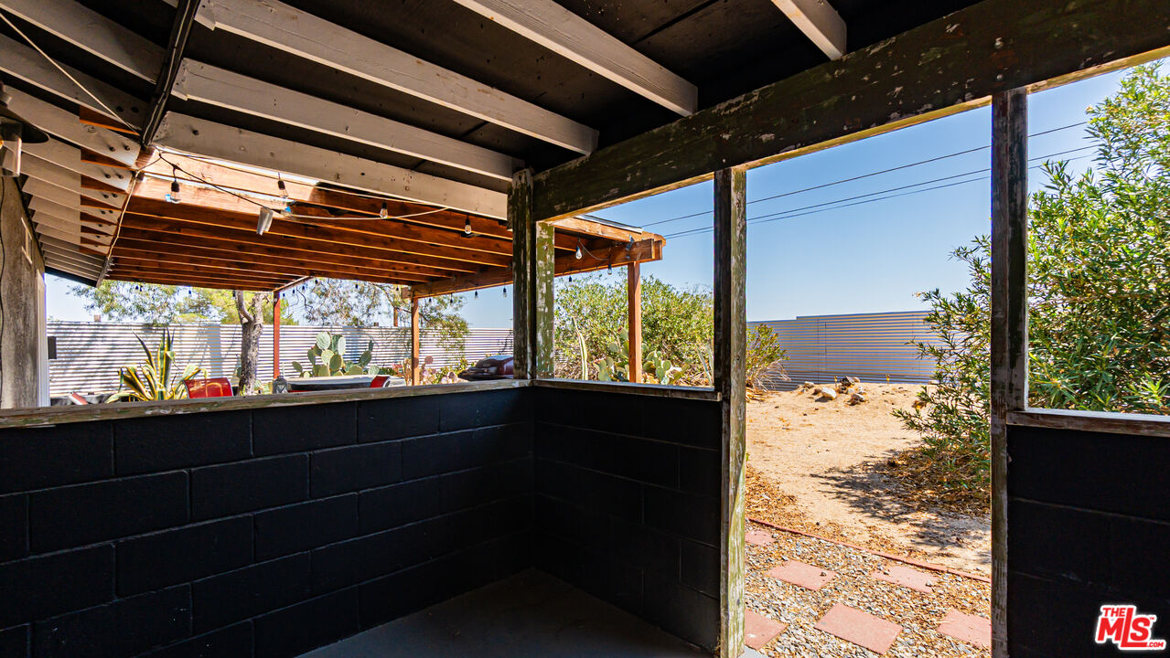 62033 Bonair Road Joshua Tree, CA 92252 - Photo 27 of 53 a view of a porch
