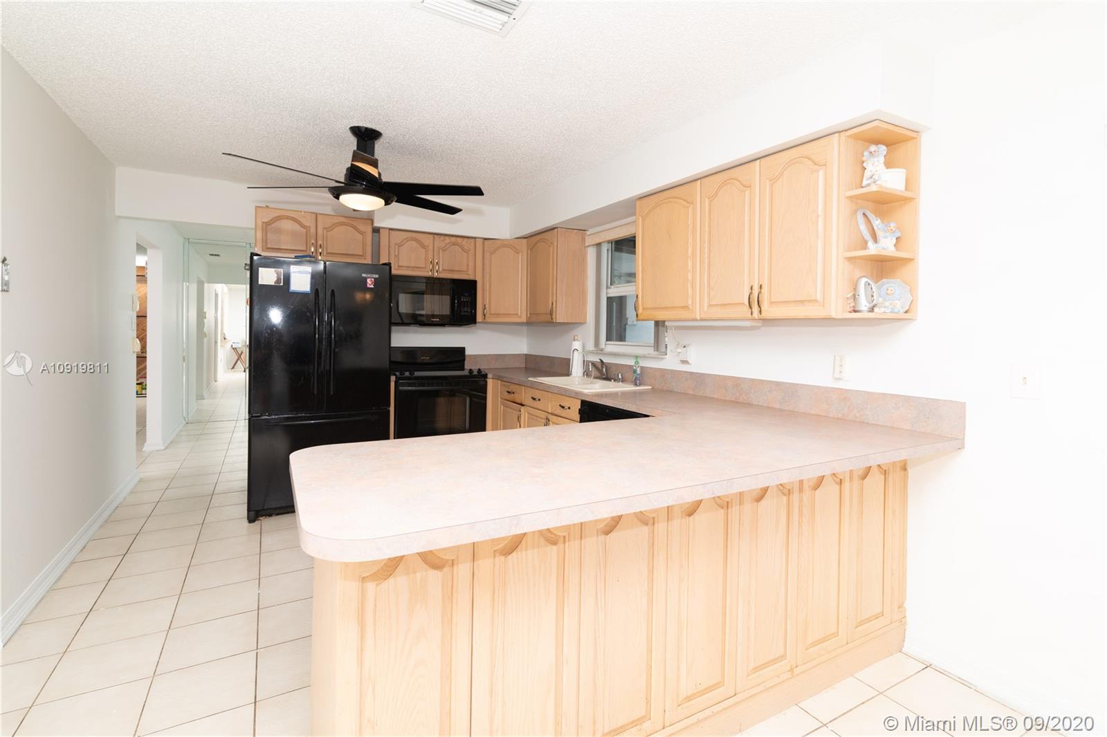 11203 Ladino Street Boca Raton, FL 33428 - Photo 14 of 36 Kitchen of 11203 Ladino St. Boca Raton FL 33428 - 3953