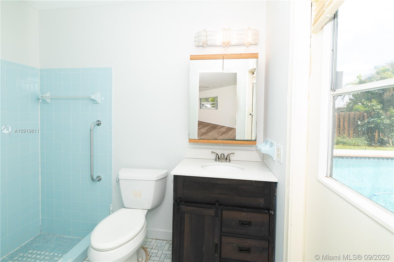 11203 Ladino Street Boca Raton, FL 33428 - Photo 17 of 36 Master Bathroom in 11203 Ladino St Boca raton FL