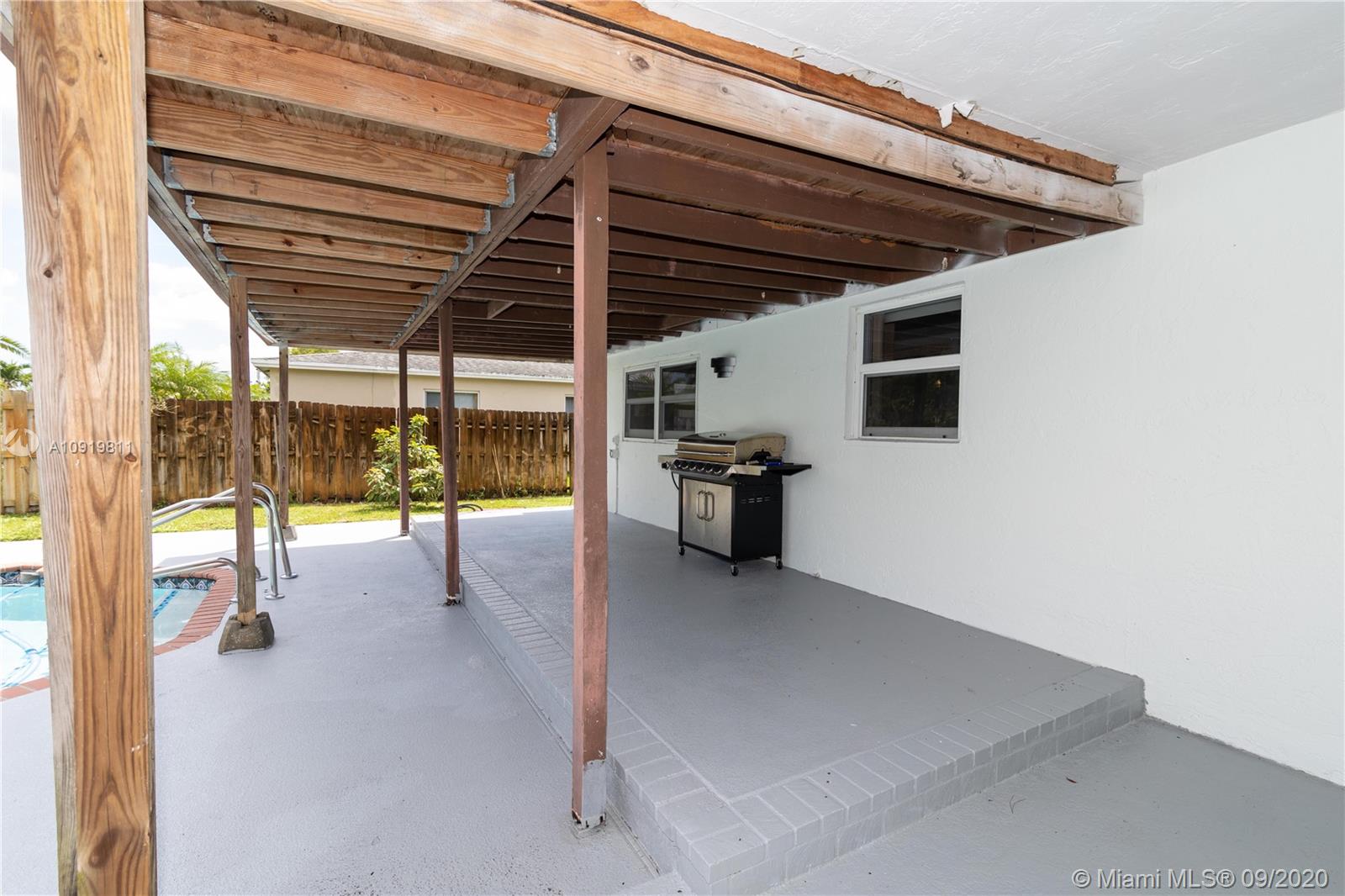 11203 Ladino Street Boca Raton, FL 33428 - Photo 25 of 36 Covered Deck at 11203 Ladino St. Boca Raton FL 33428 - 3953