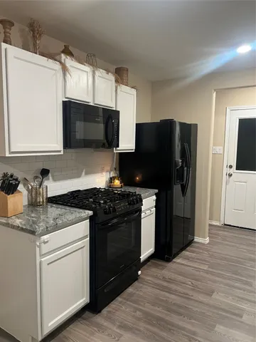 $2,000 | 4307 Sand Pebble Lane, Baytown, TX 77521