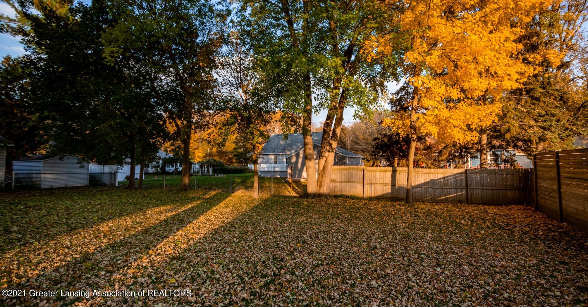 5719 Schafer Road Lansing, MI 48911 - Photo 18 of 18 5719 Schafer Yard