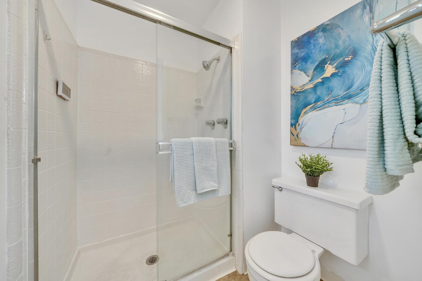 100 E Middlefield Road, Unit 3H Mountain View, CA 94043 - Photo 18 of 36