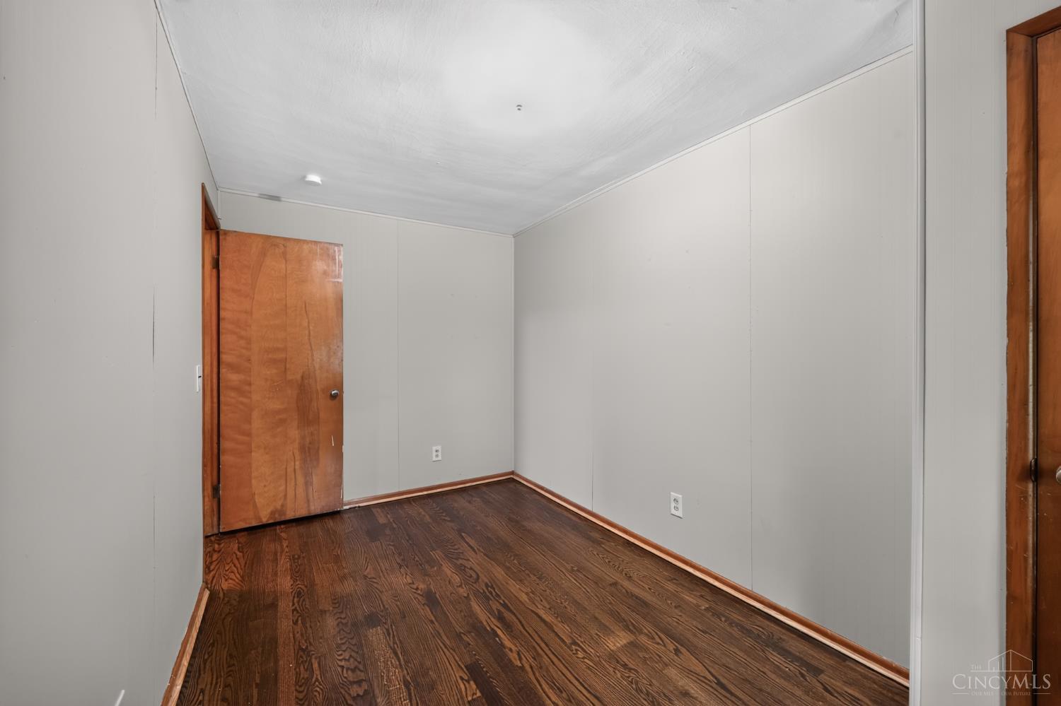 6633 Daly Road Cincinnati, OH 45224 - Photo 21 of 28