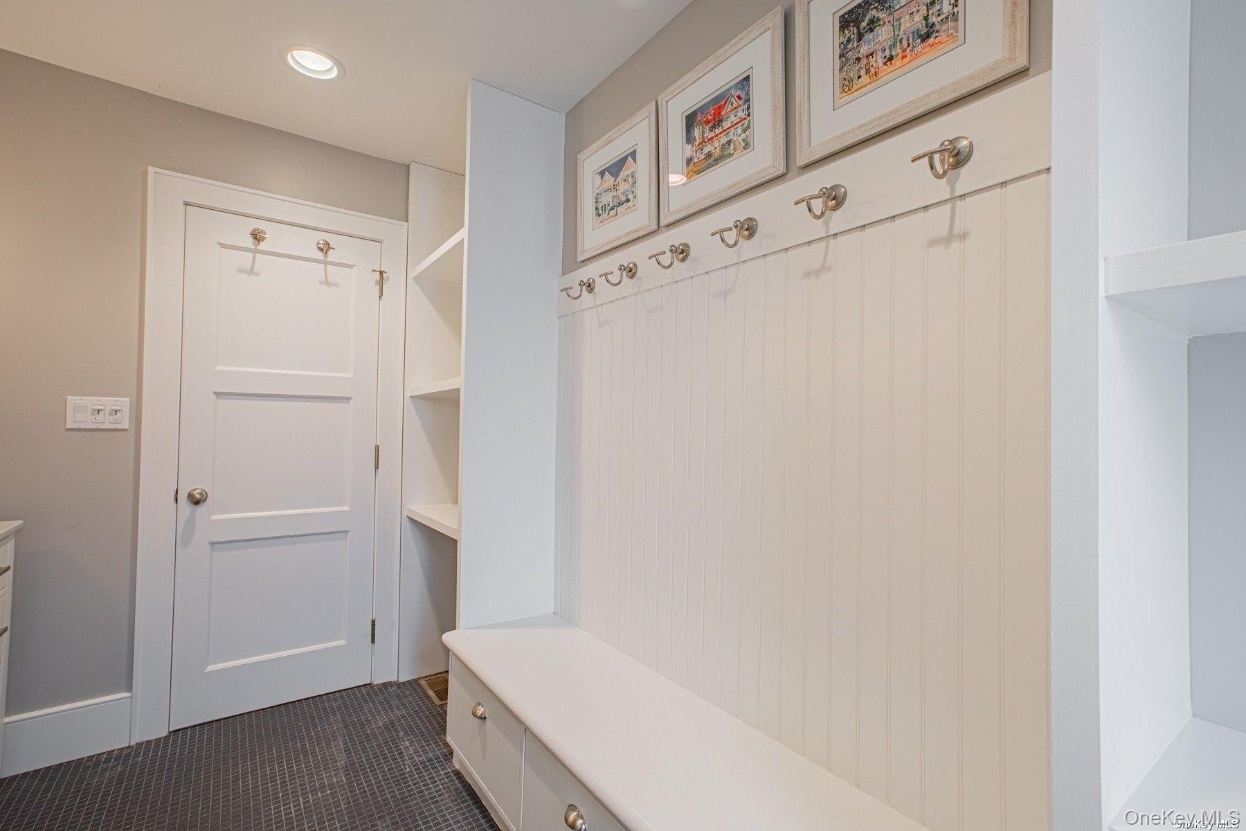 11 Captree Island Babylon, NY 11702 - Photo 7 of 31 a view of bathroom