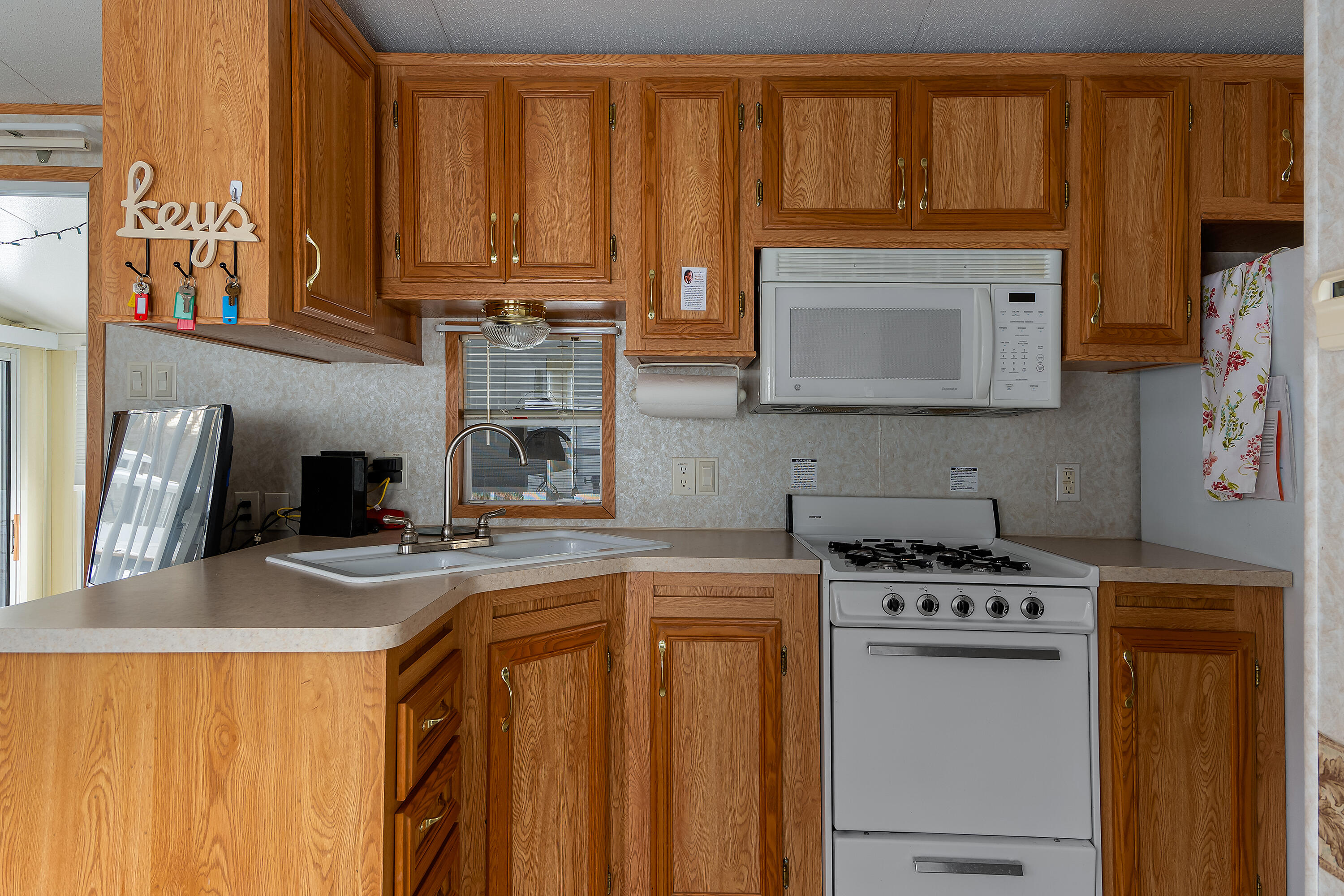 150 Chapel Road, Unit 70 Wells, ME 04090 - Photo 12 of 22 Park Model for Sale Sea Vu South