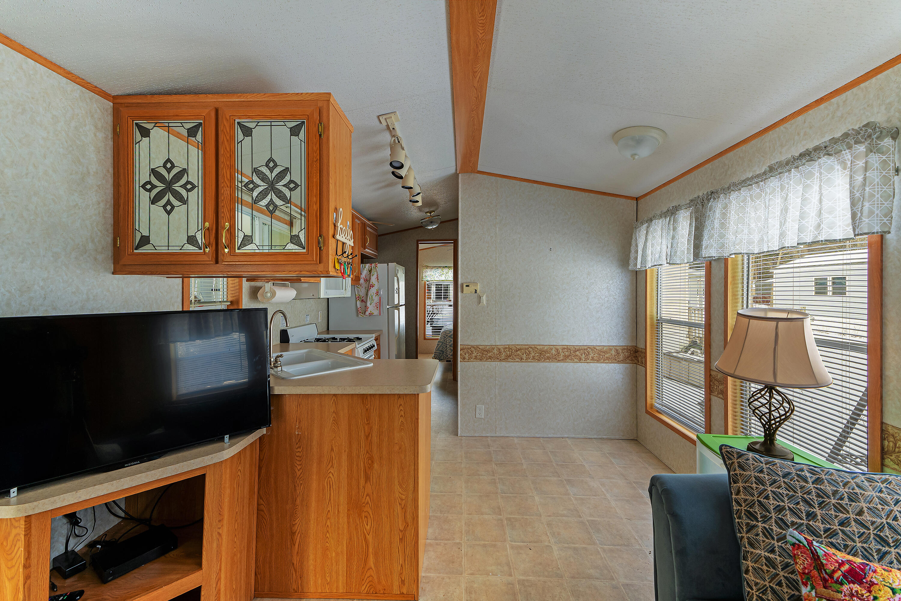 150 Chapel Road, Unit 70 Wells, ME 04090 - Photo 10 of 22 Park Model for Sale Sea Vu South