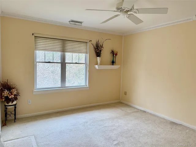 $530,000 | 6 Morley Circle, Melville, NY 11747