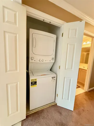 $530,000 | 6 Morley Circle, Melville, NY 11747