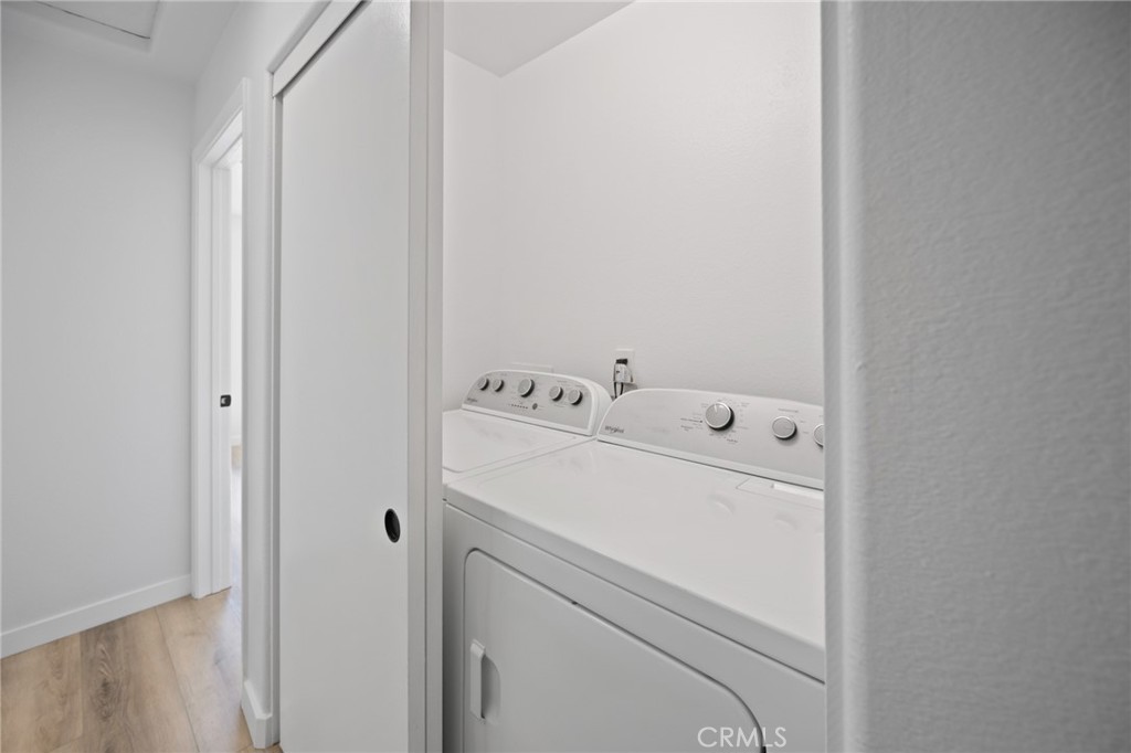 422 Parkman Avenue Los Angeles, CA 90026 - Photo 21 of 33