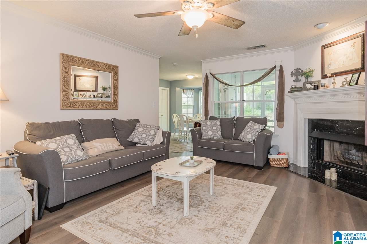 161 Lake Terrace Alabaster, AL 35007 - Photo 7 of 39