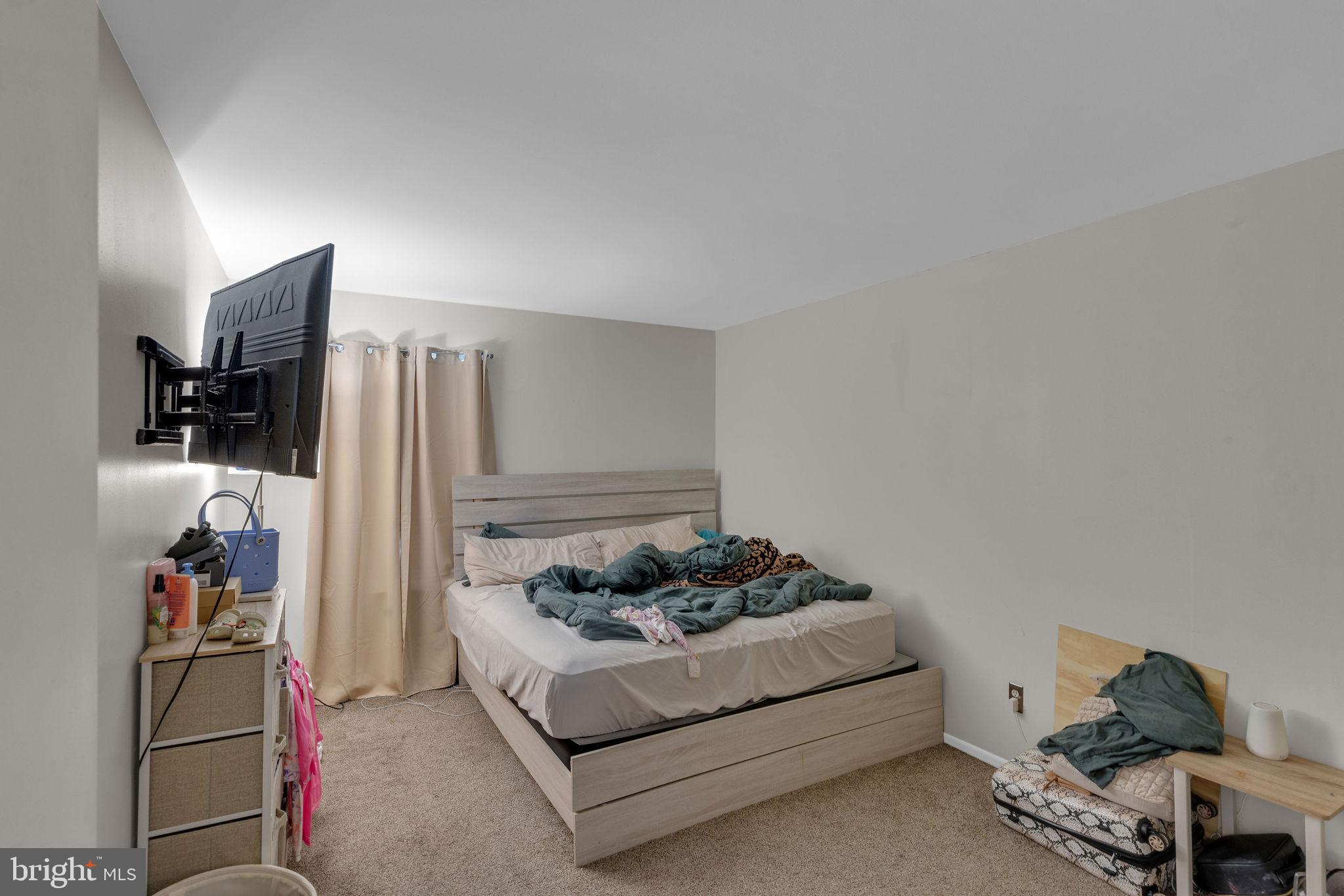 12090 Abby Road Philadelphia, PA 19154 - Photo 16 of 21 Gallery Image 16