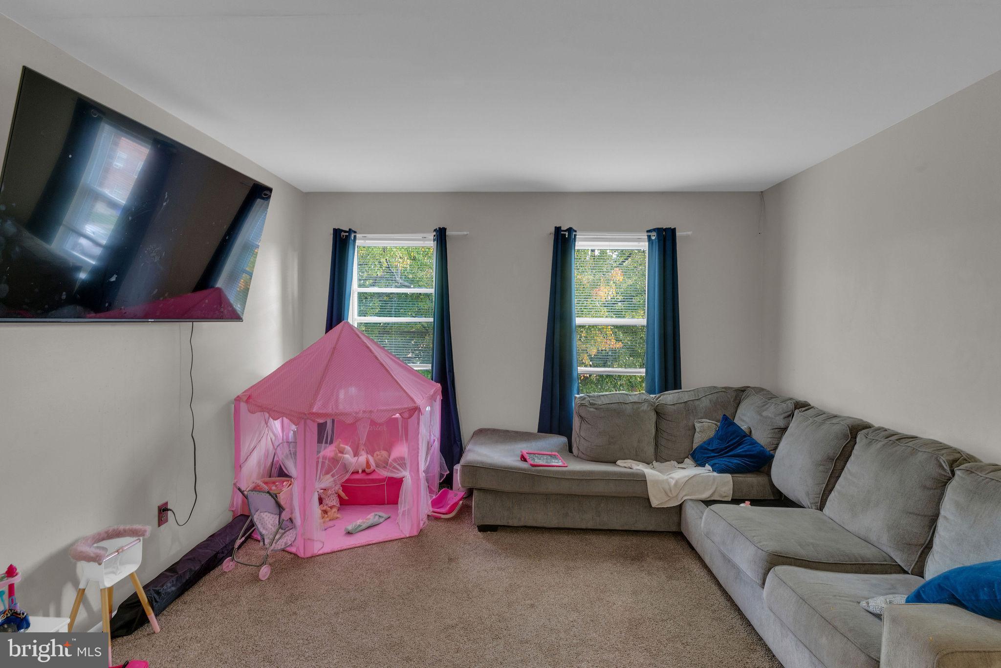 12090 Abby Road Philadelphia, PA 19154 - Photo 18 of 21 Gallery Image 18