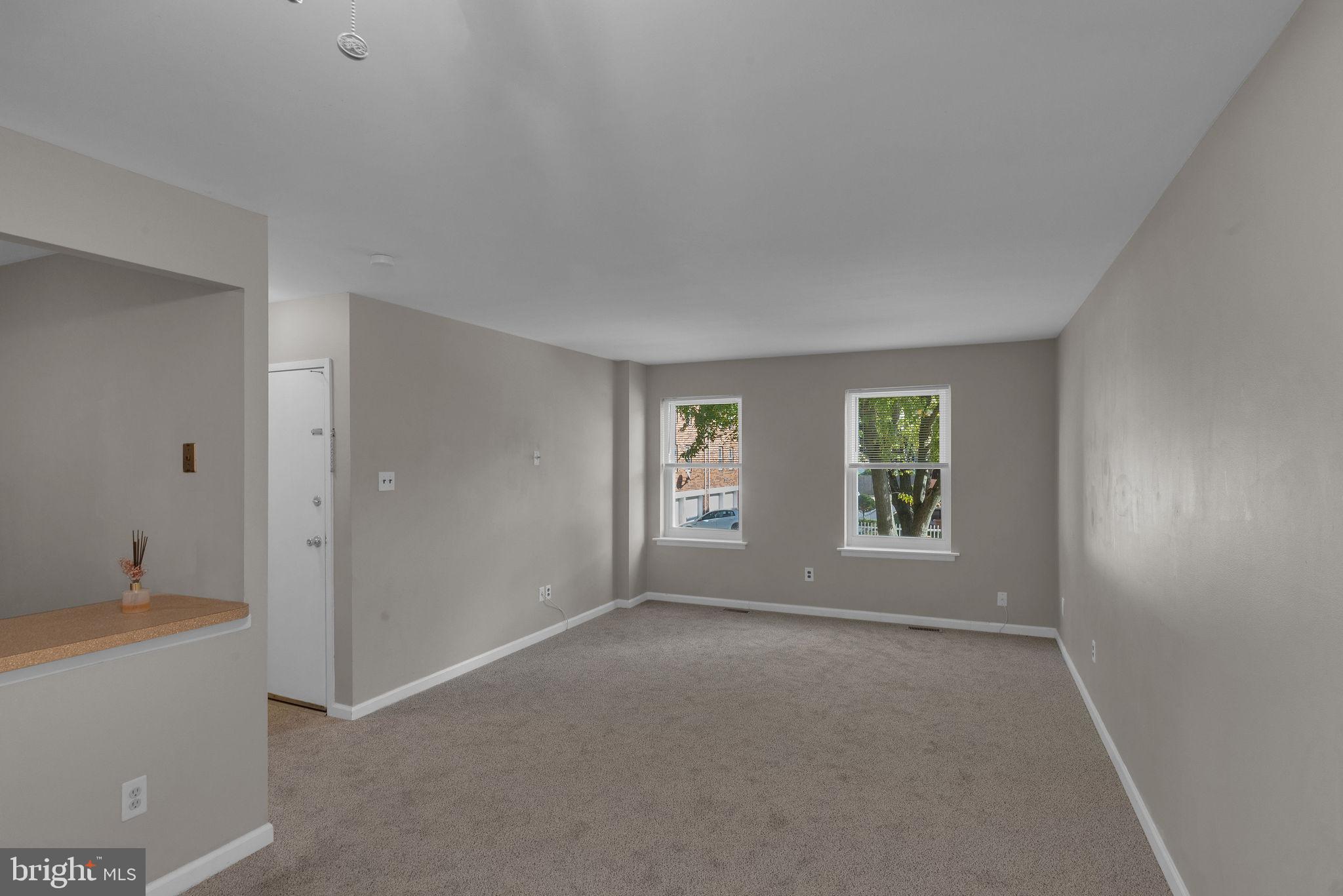 12090 Abby Road Philadelphia, PA 19154 - Photo 6 of 21 Gallery Image 6