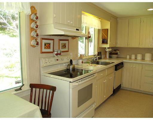 172 Trapelo Road Lincoln, MA 01773 - Photo 4 of 12