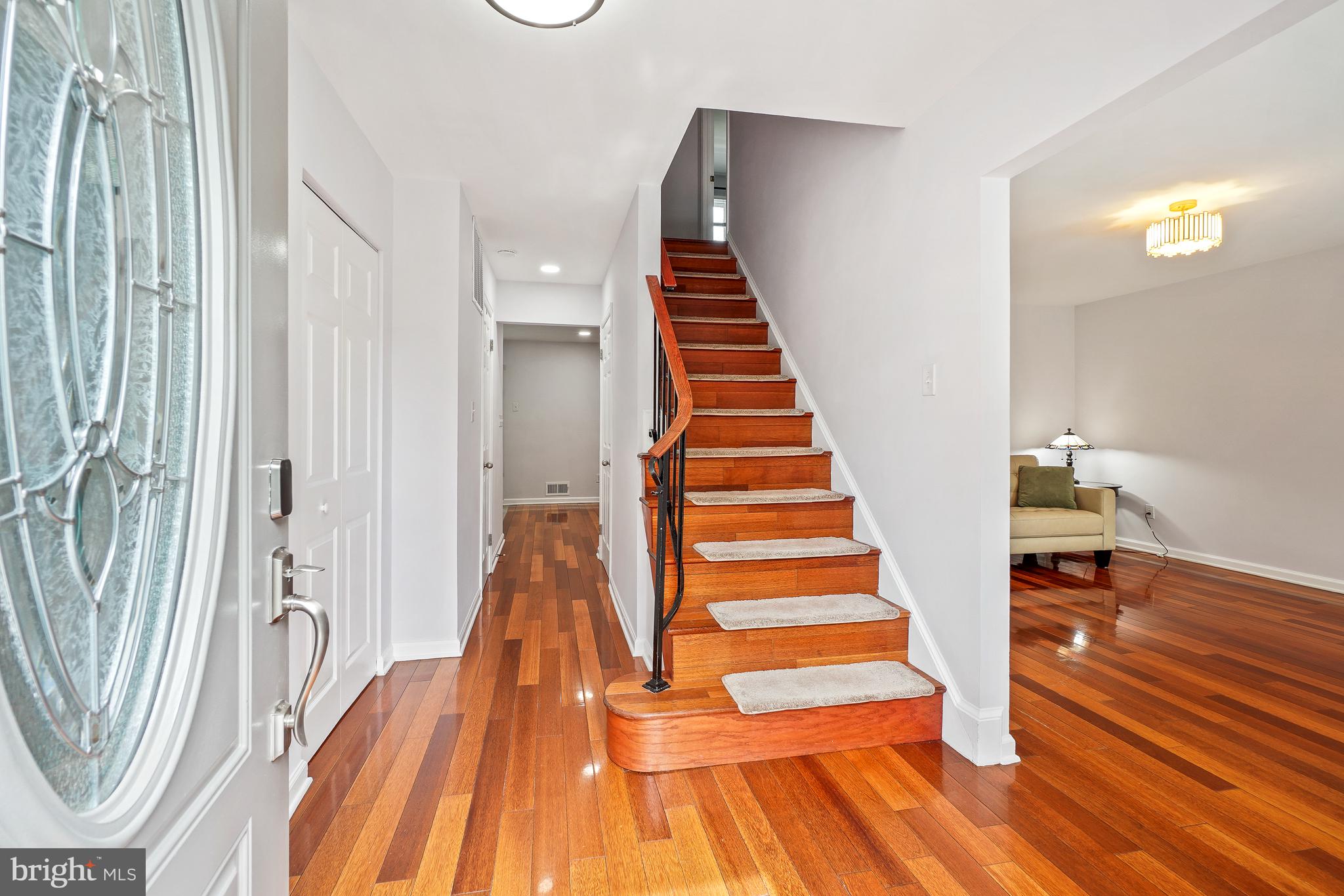Spacious Foyer with wood floors!