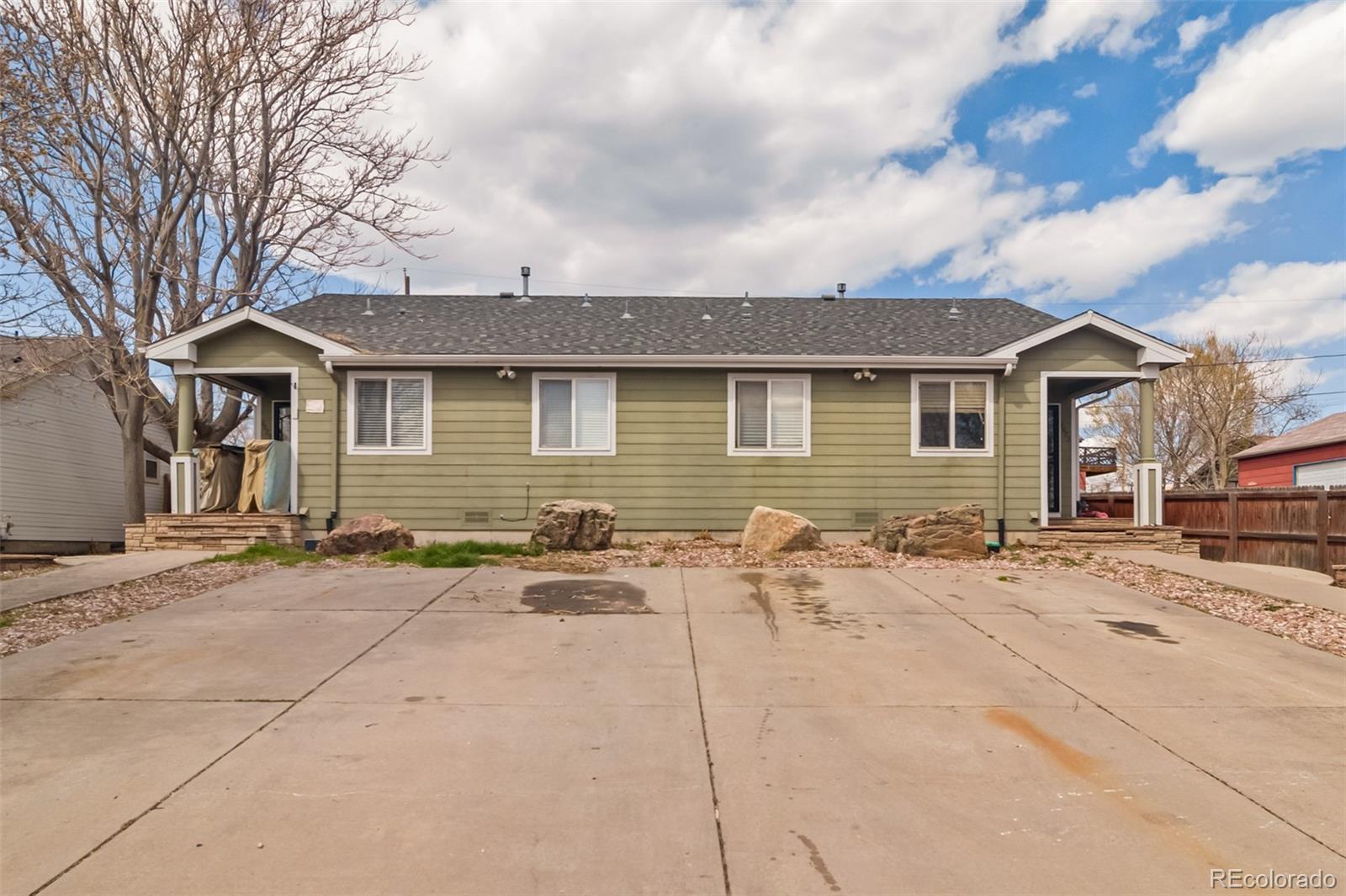 2073 West Hillside Ave  