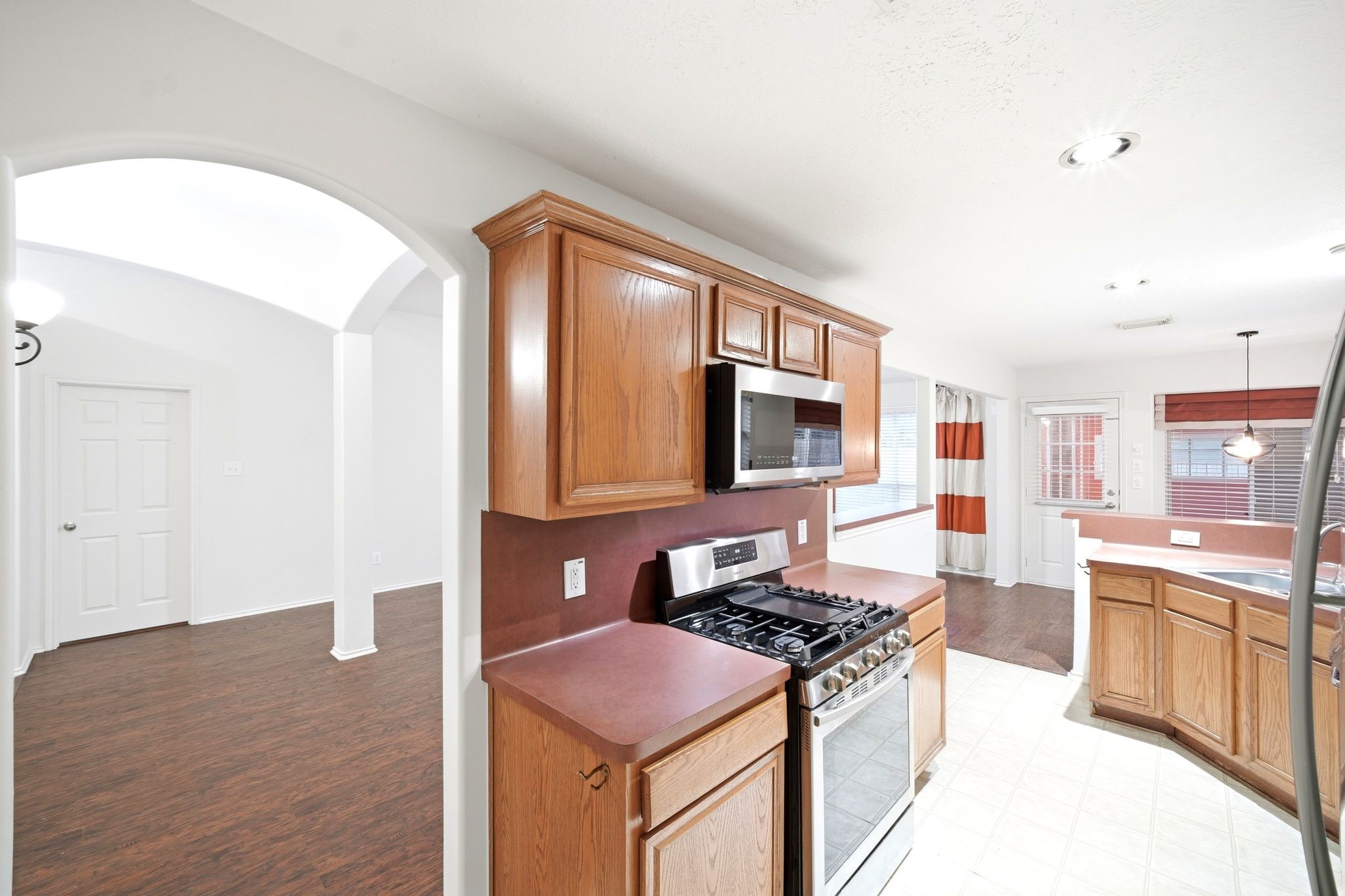 6931 Hamilton Falls Lane Spring, TX 77379 - Photo 18 of 36