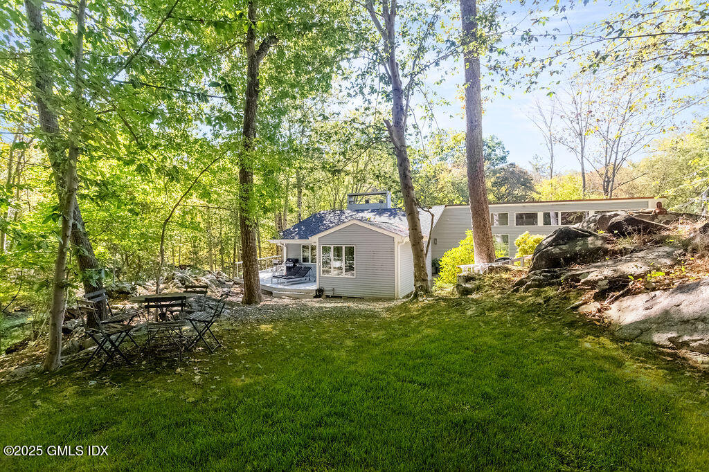 2 Horseshoe Road Cos Cob, CT 06807 - Photo 3 of 32 Horseshoe_045