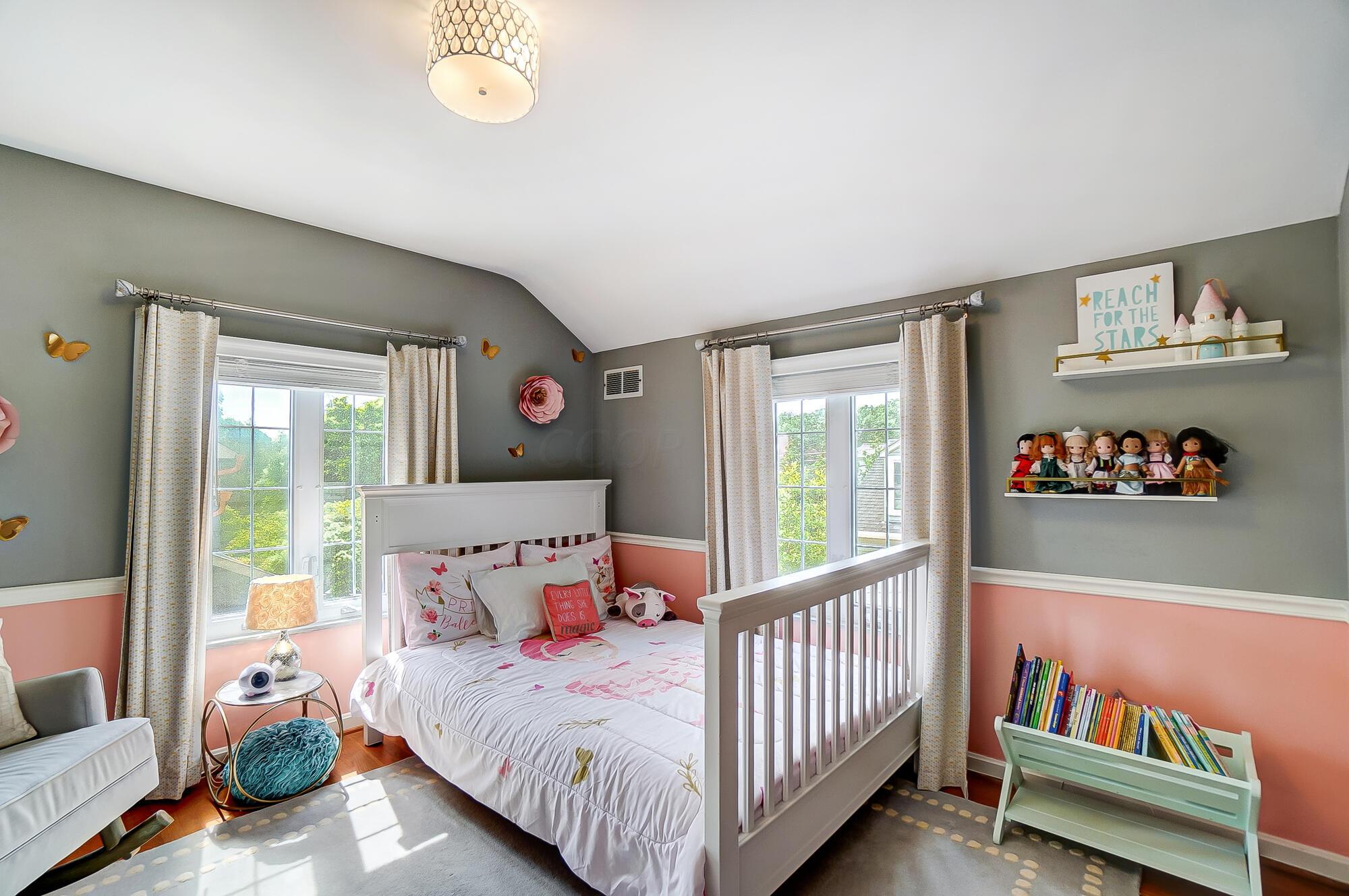1539 Cardiff Road Columbus, OH 43221 - Photo 27 of 45 Darling room has a chair rail and tall ceilings with character!