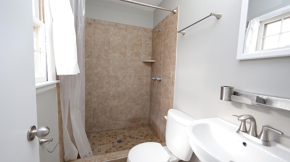 617 Locust Lane Raleigh, NC 27603 - Photo 8 of 15 Photo 8