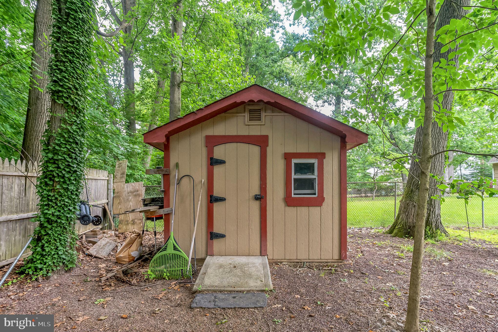 85 Ridgewood Avenue Ewing, NJ 08618 - Photo 25 of 29 Gallery Image 25