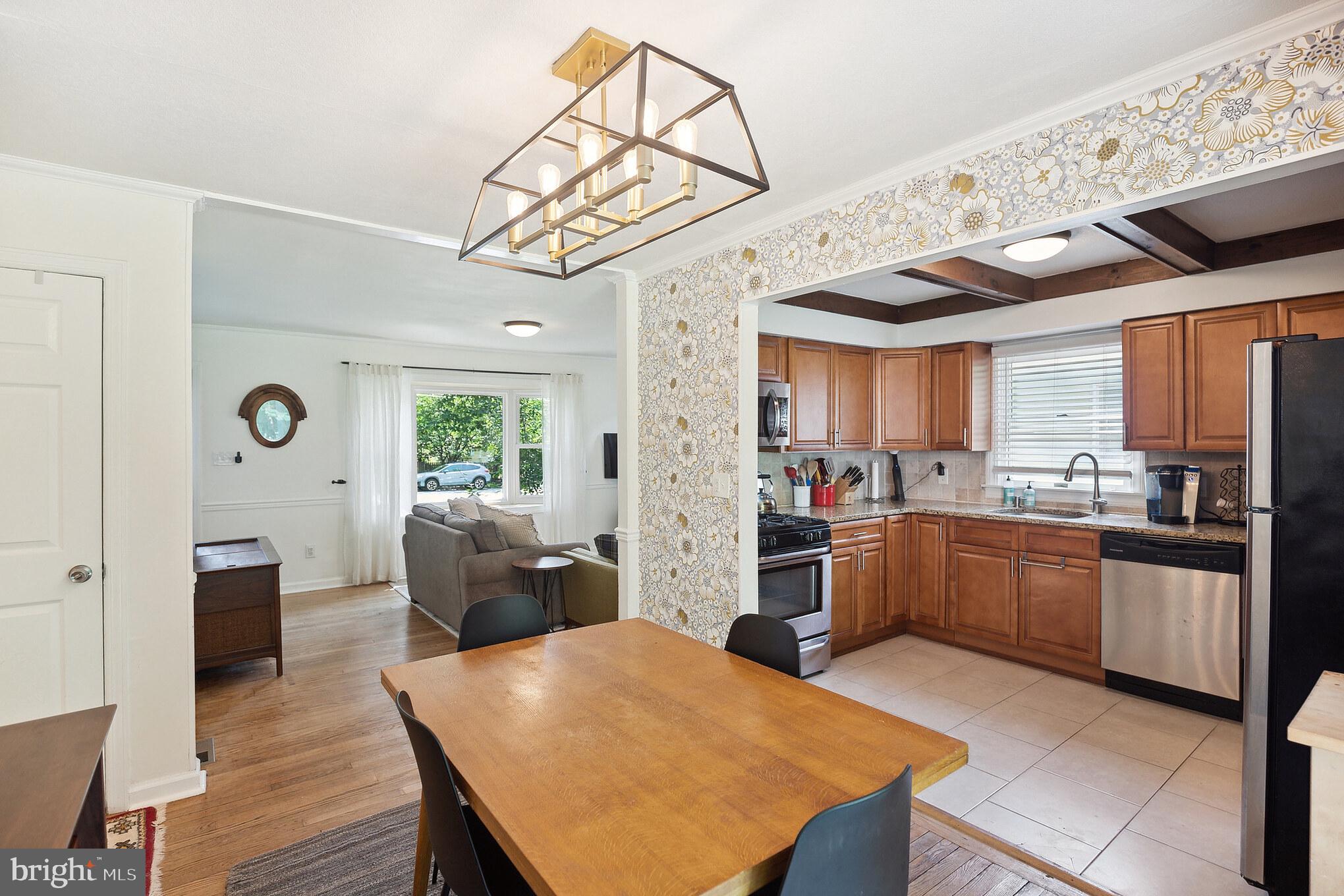 85 Ridgewood Avenue Ewing, NJ 08618 - Photo 8 of 29 Gallery Image 8
