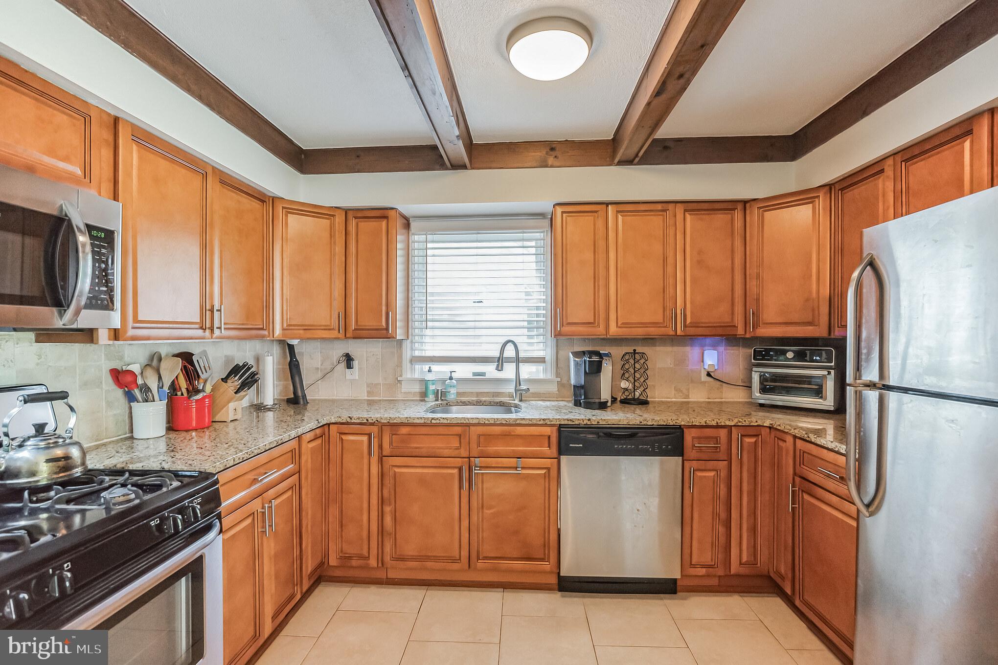85 Ridgewood Avenue Ewing, NJ 08618 - Photo 10 of 29 Gallery Image 10