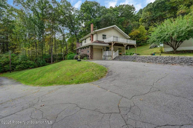 $359,999 | 2352 Newton Ransom Boulevard, Clarks Summit, PA 18411