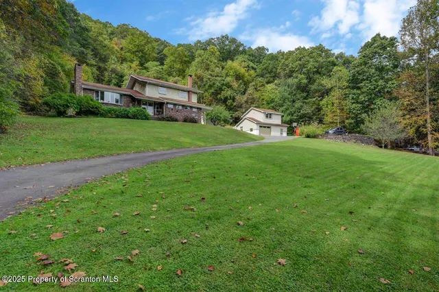 $359,999 | 2352 Newton Ransom Boulevard, Clarks Summit, PA 18411