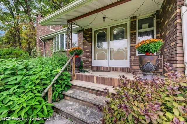 $359,999 | 2352 Newton Ransom Boulevard, Clarks Summit, PA 18411