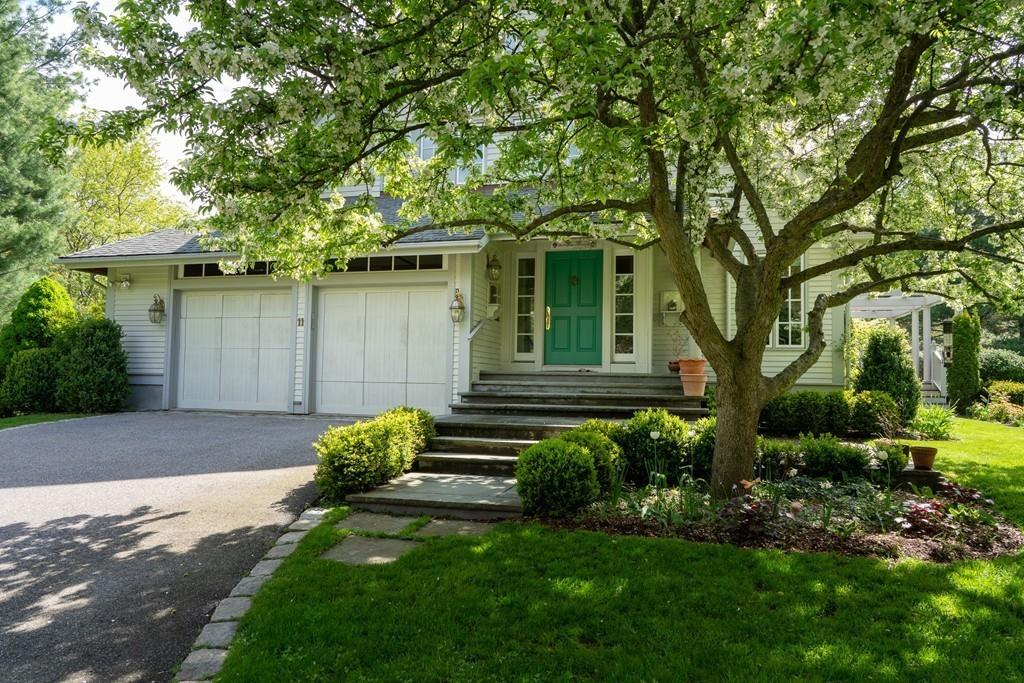 11 Clovelly Road Newton, MA 02467 - Photo 4 of 25 a front view of a house with garden