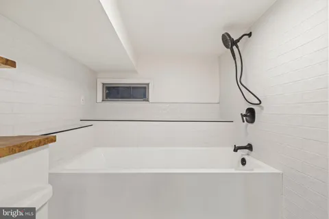 $650,000 | 174 Lauriston Street, Philadelphia, PA 19128