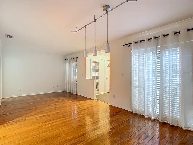 $499,000 | 4520 West Gray Street, Tampa, FL 33609