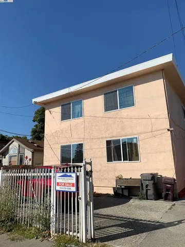 $799,995 | 9624-9624 E Street, Oakland, CA 94603