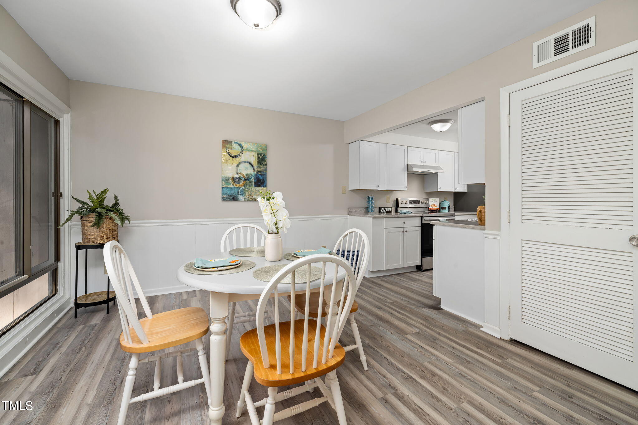 1728 Quail Ridge Road Raleigh, NC 27609 - Photo 8 of 38 8-web-or-mls-7K5A1778