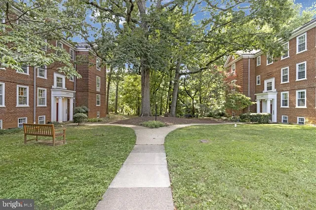 $379,000 | 3420 39th Street Northwest, Unit C705, Washington, DC 20016