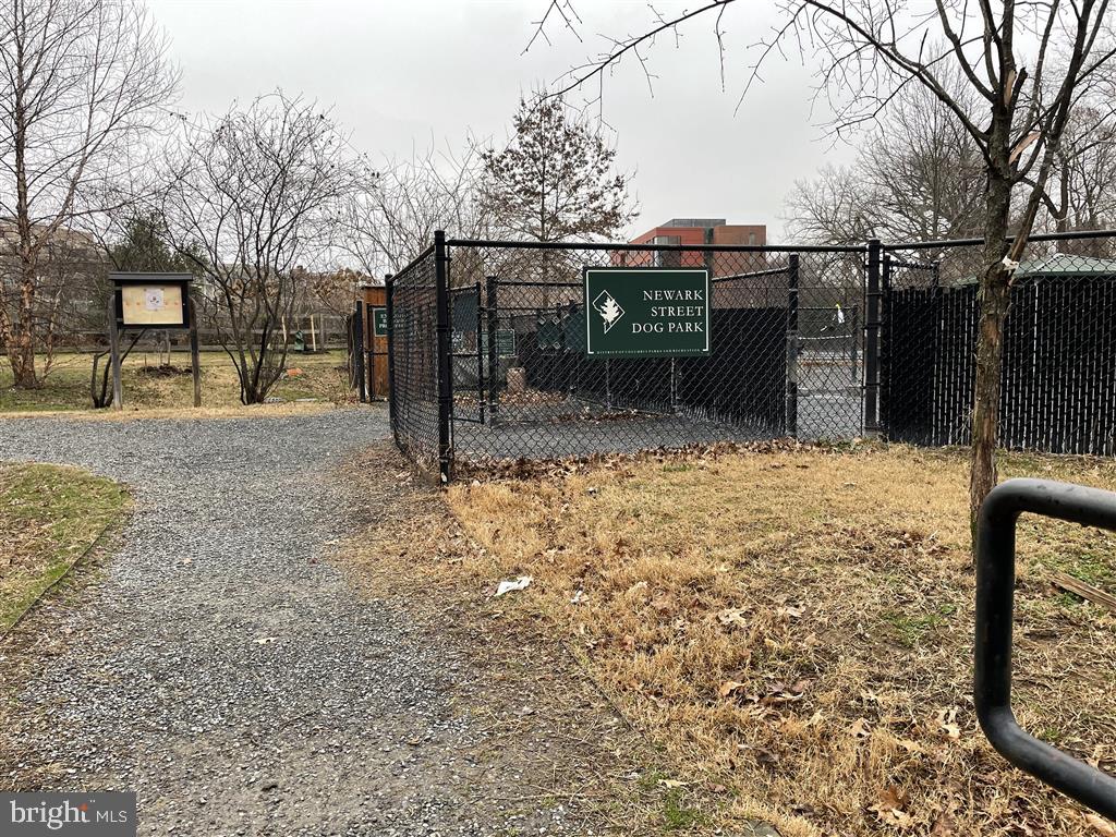 3420 39th Street Northwest, Unit C705 Washington, DC 20016 - Photo 26 of 30