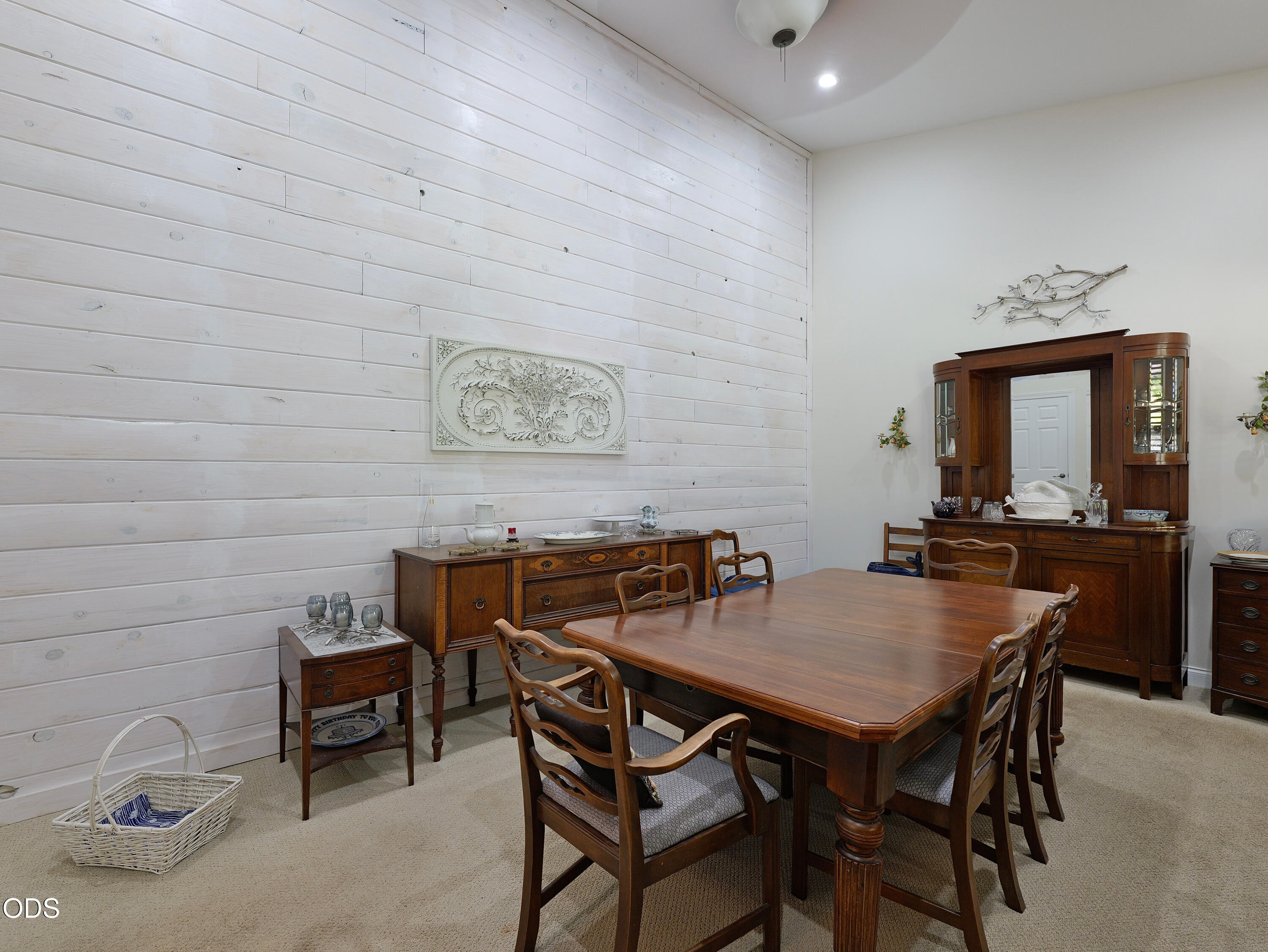 2089 Riley Road Eagle Point, OR 97524 - Photo 12 of 64 Gallery Image 12