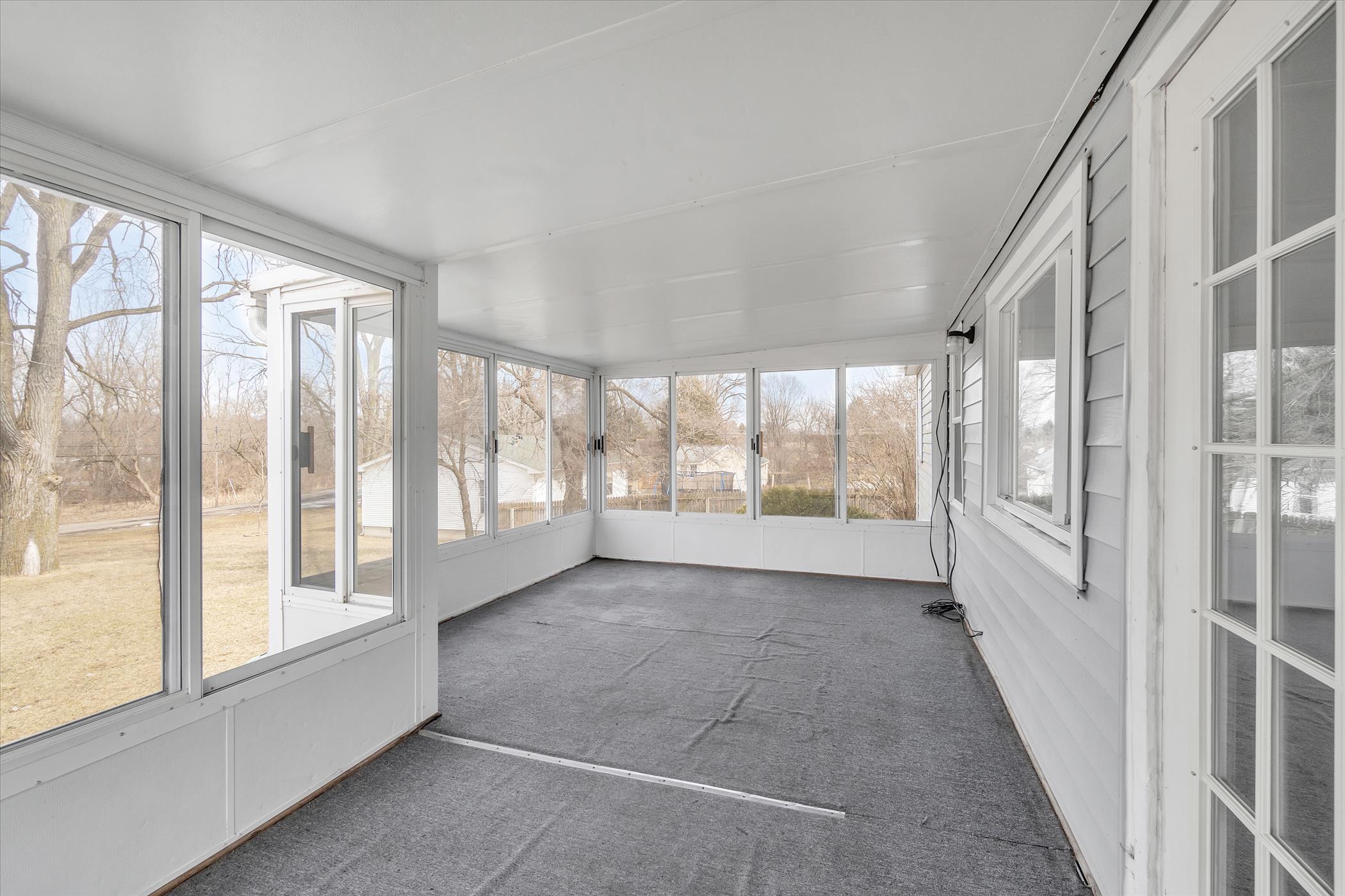 3401 Miles Road Jackson, MI 49201 - Photo 4 of 35 3401-Miles-Rd-WindowStill-Real-Estate-Ph
