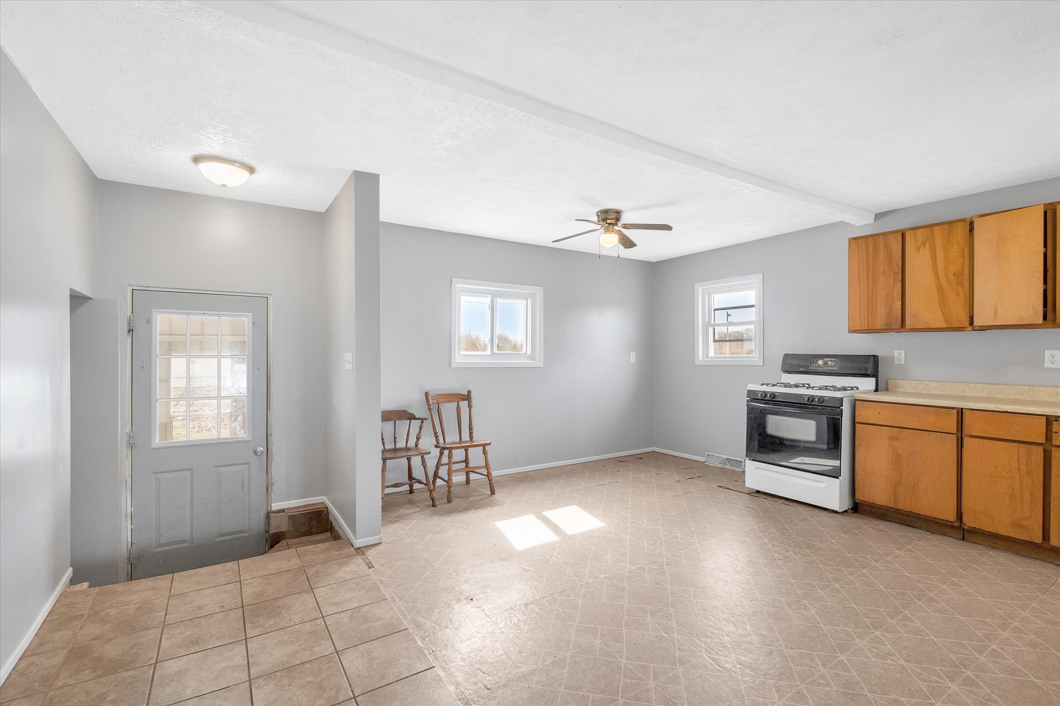3401 Miles Road Jackson, MI 49201 - Photo 9 of 35 3401-Miles-Rd-WindowStill-Real-Estate-Ph