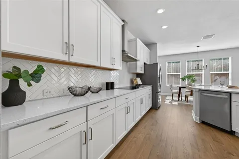 $1,250,000 | 810 32nd Avenue North, St. Petersburg, FL 33704