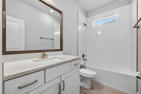 $1,250,000 | 810 32nd Avenue North, St. Petersburg, FL 33704