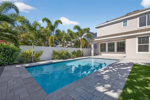 $1,250,000 | 810 32nd Avenue North, St. Petersburg, FL 33704