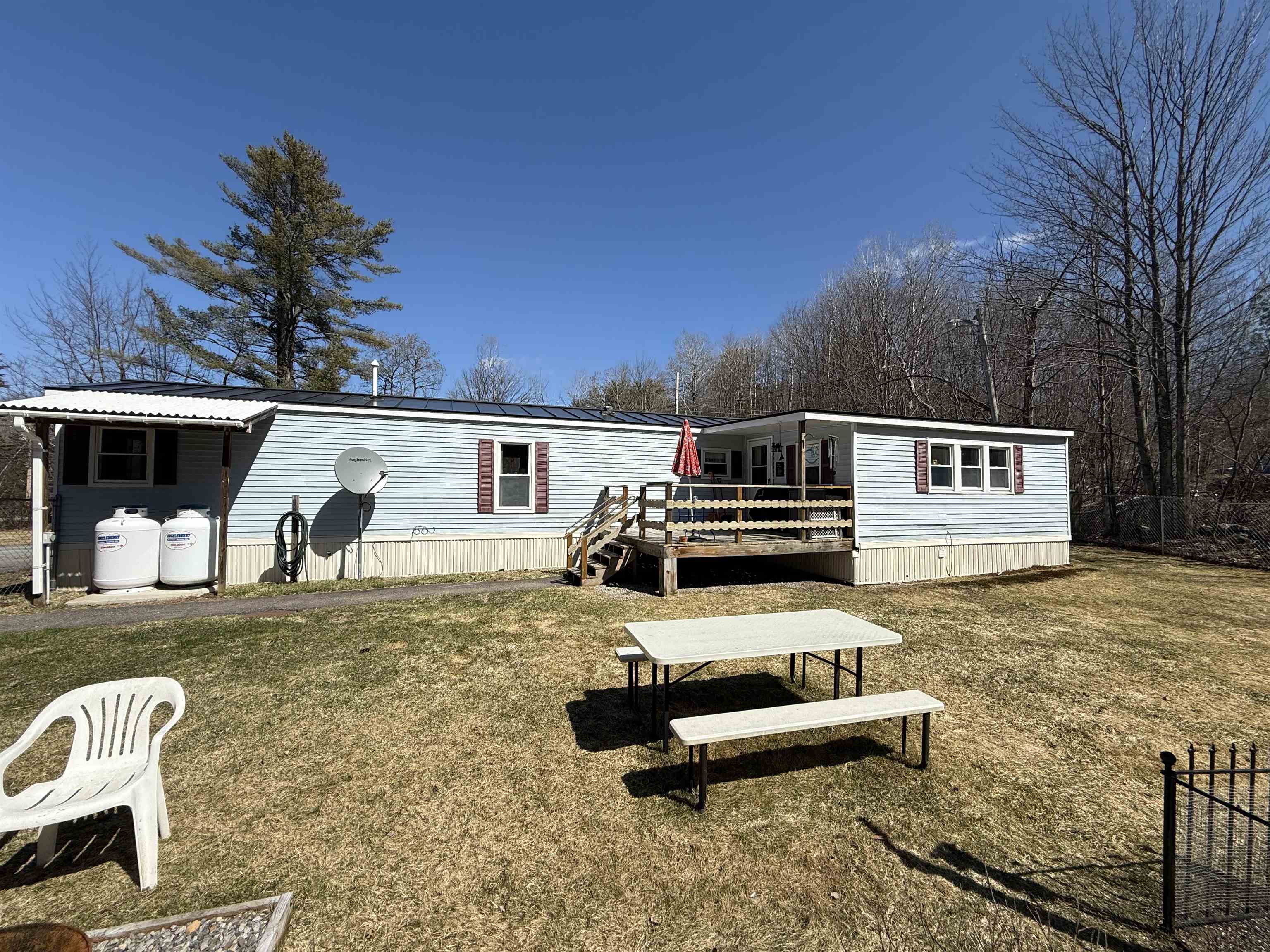 275 Cross Mill Road Northfield, NH 03276 - Photo 9 of 10