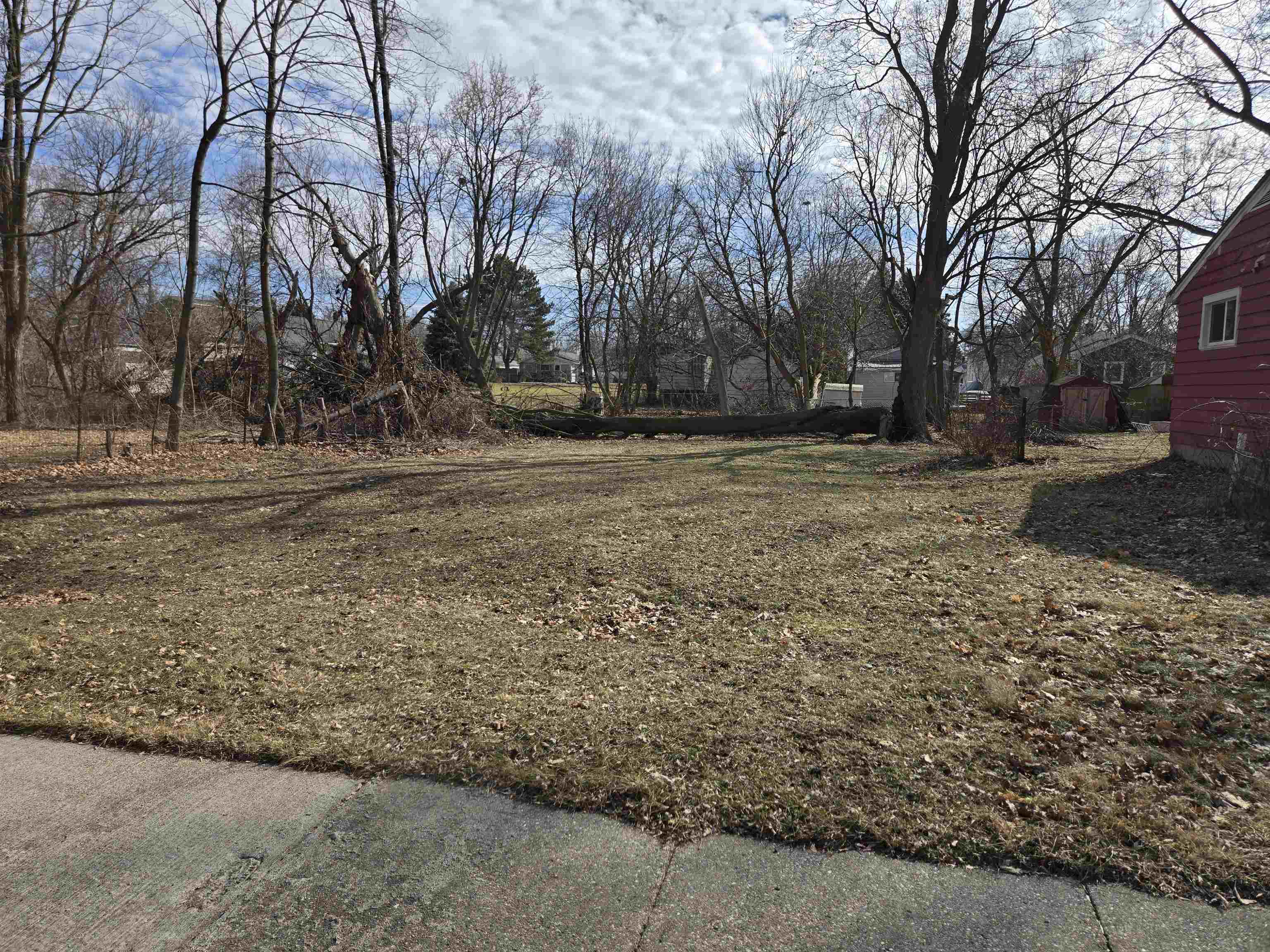840 East Harris Street Lansing, MI 48906 - Photo 2 of 2