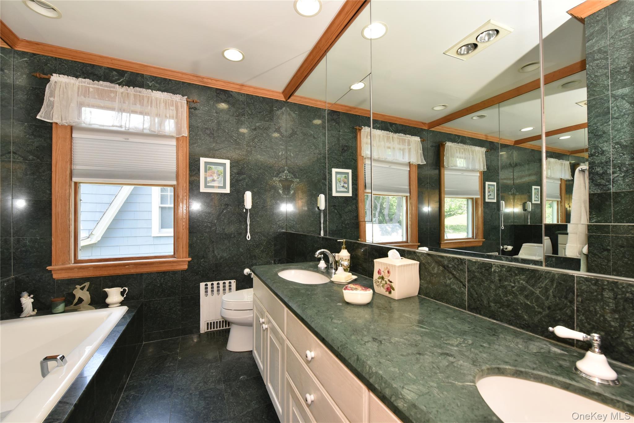 328 38th Road Queens, NY 11363 - Photo 28 of 35