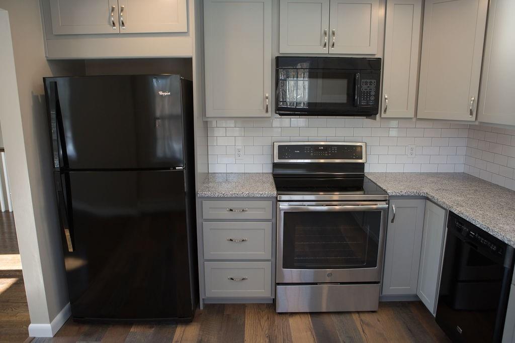 61 Deanville Road Attleboro, MA 02703 - Photo 6 of 26 Gallery Image 6