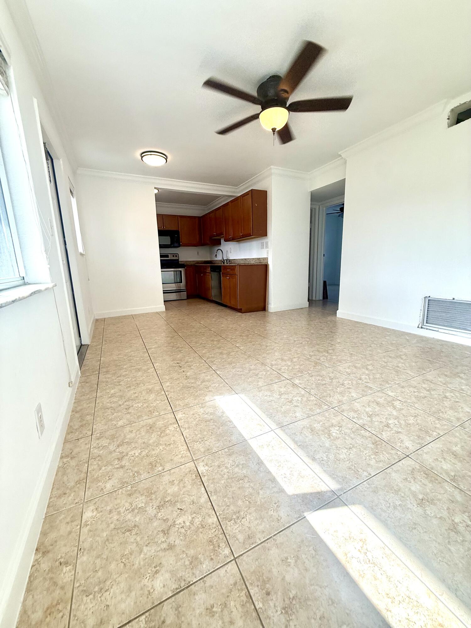 199 East McNab Road, Unit 104 Pompano Beach, FL 33060 - Photo 6 of 16 IMG_6503
