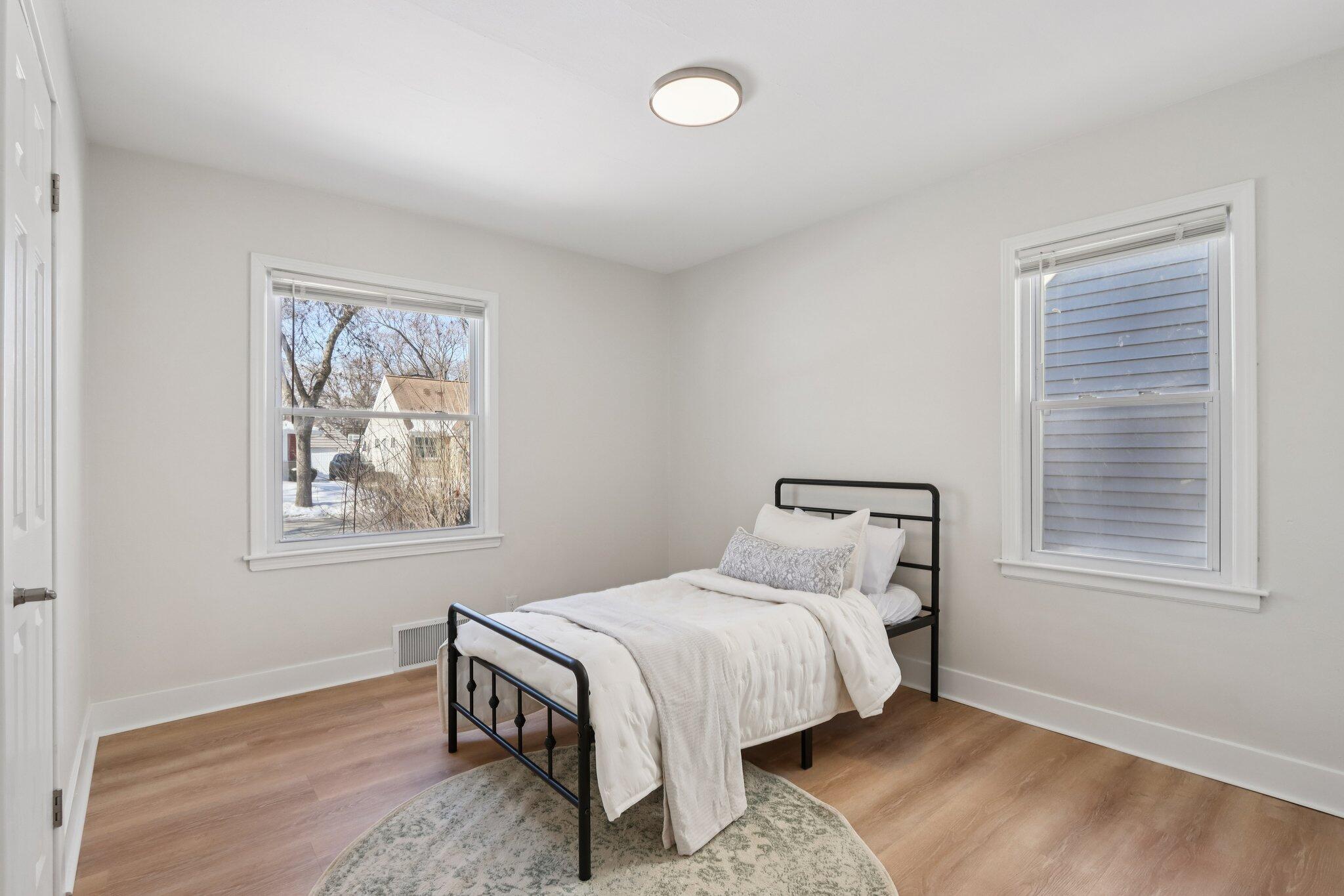 5452 North 56th Street Milwaukee, WI 53218 - Photo 7 of 12 7